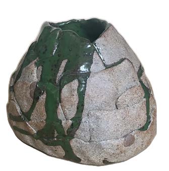 V 014