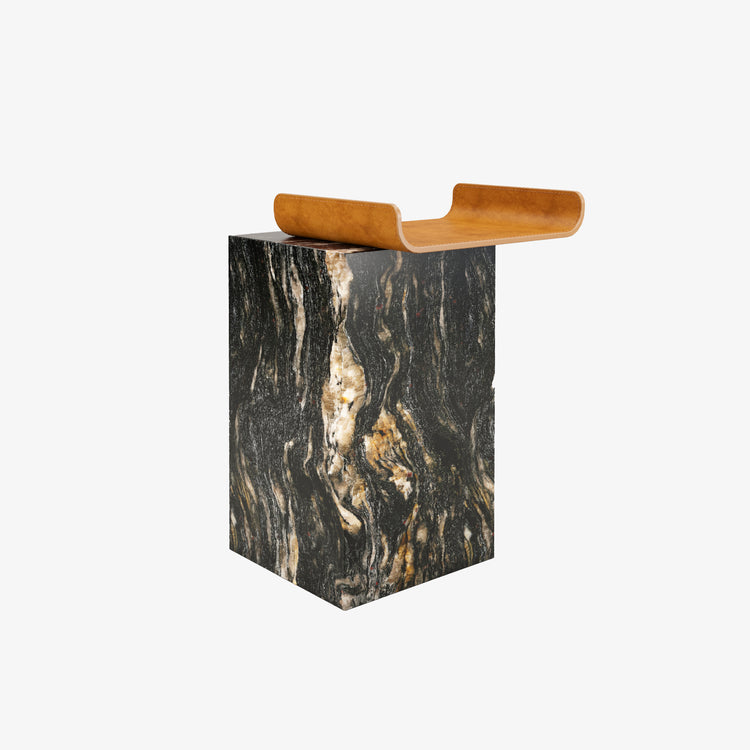Balance Sidetable