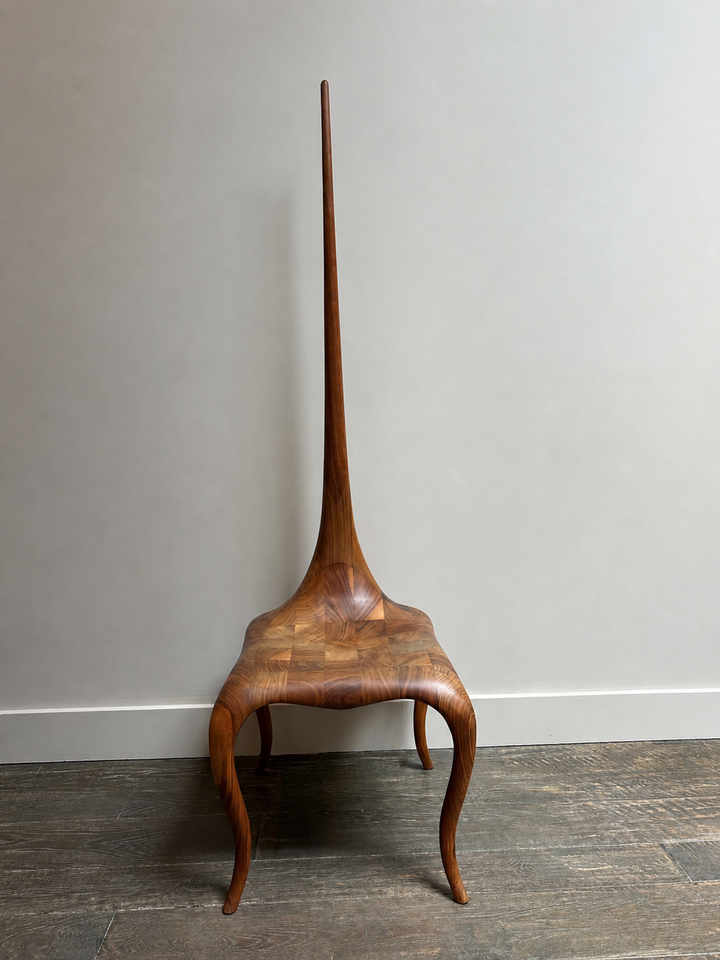 Lady Sting Chair - FLOOR MODEL