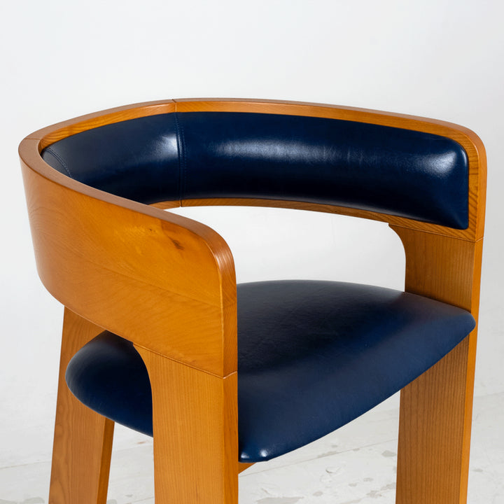 Jean Barstool