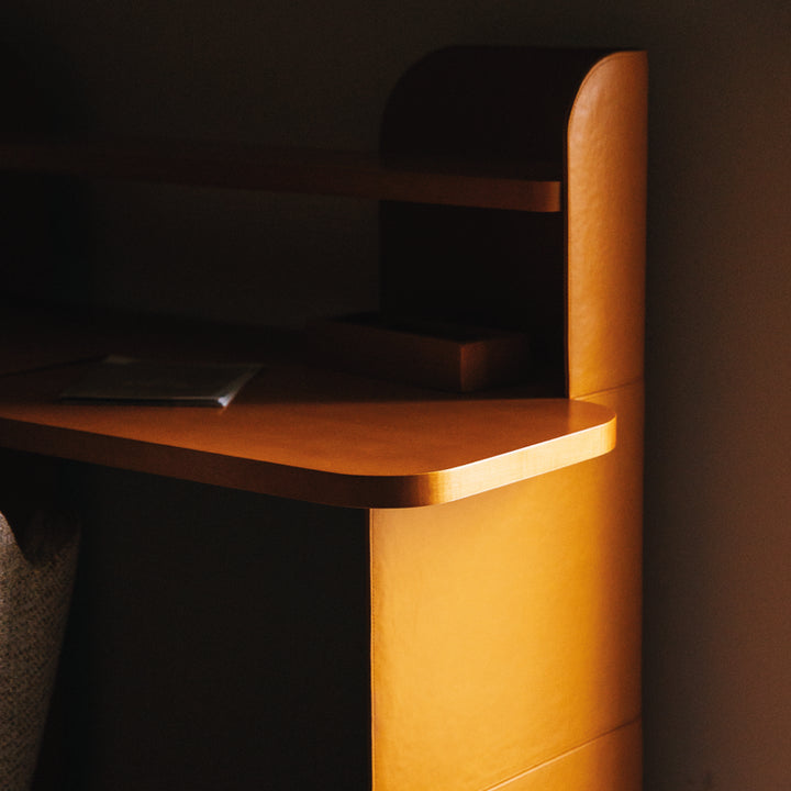 Pierre Desk