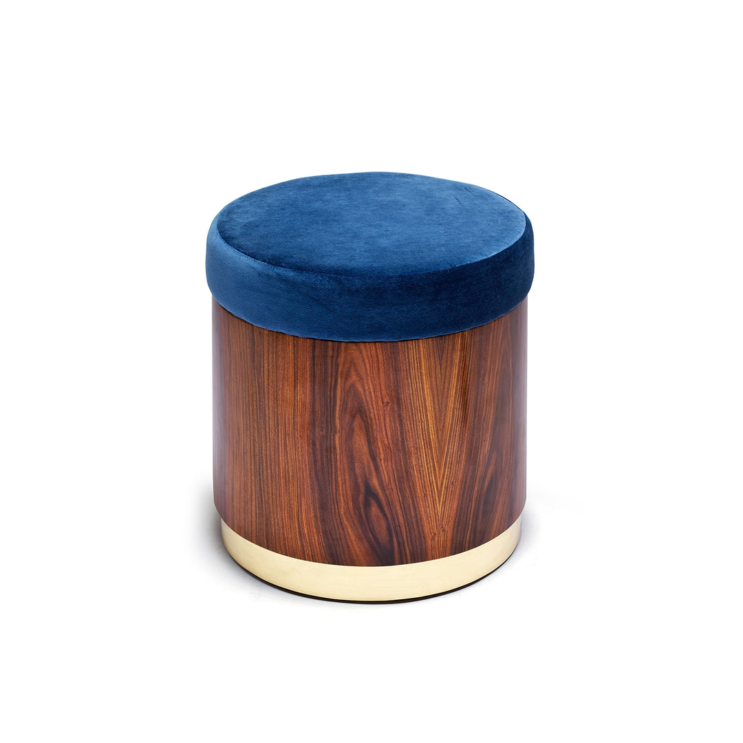 Lune A Stool