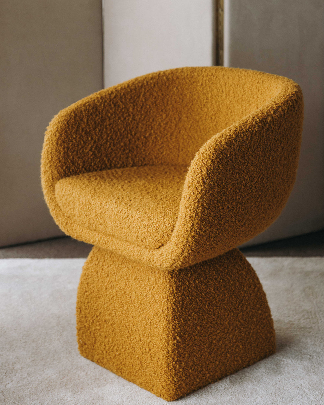 Oscar Chair