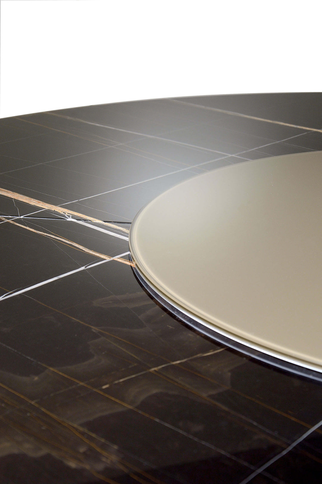 Ascot Dining Table