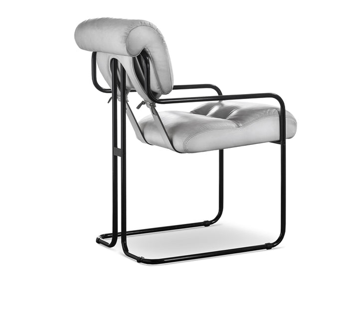 Tucroma Chair