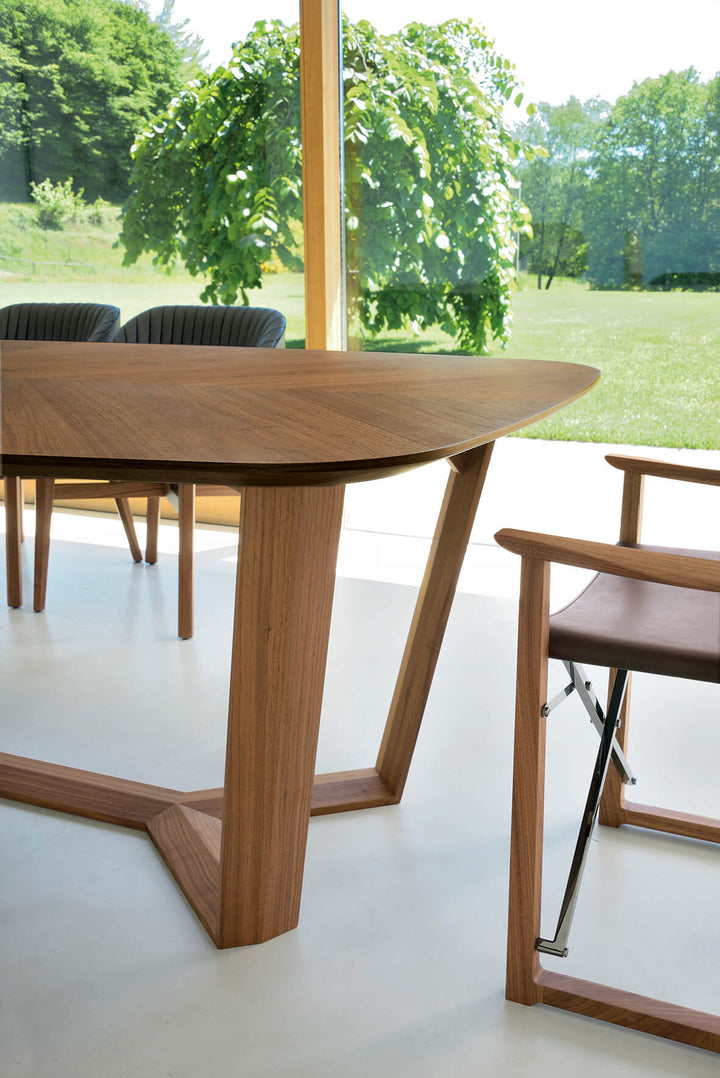 Way Dining Table