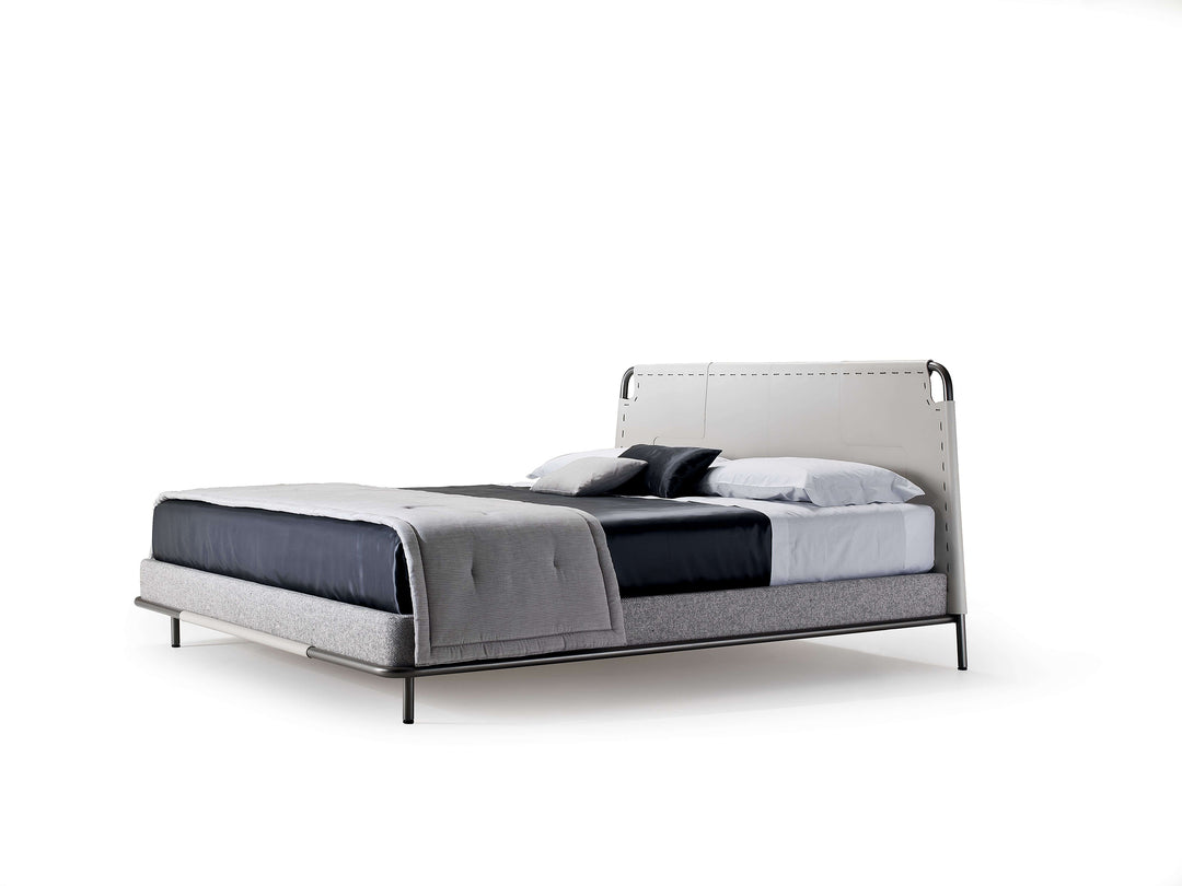 Jean-Marie bed