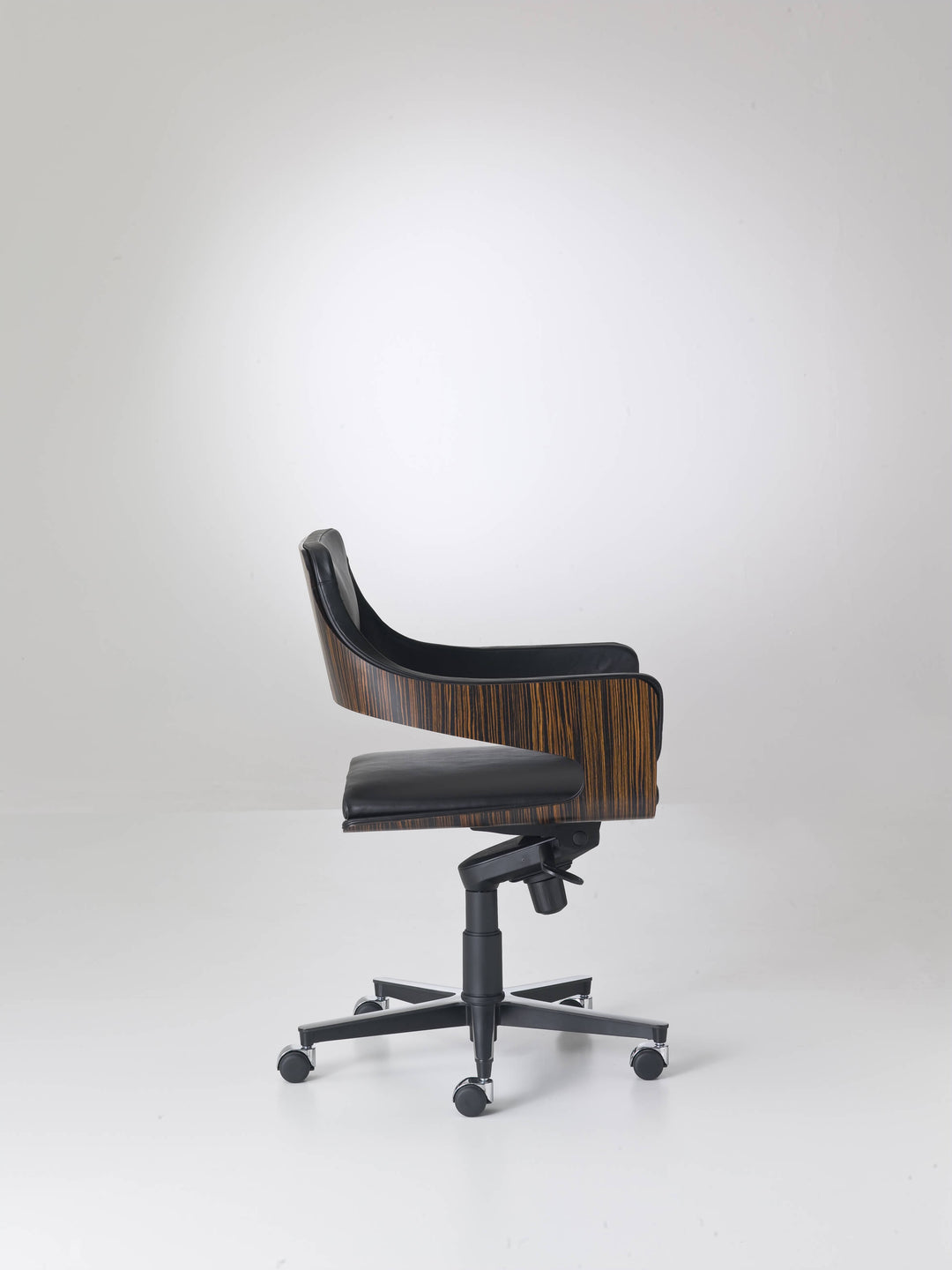 Silhouette Office Chair